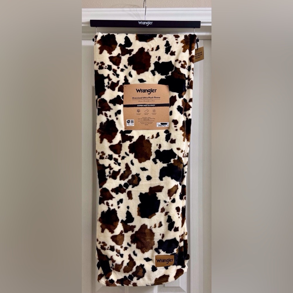 Wrangler Plush Cow Print Throw Blanket 60x70 NEW